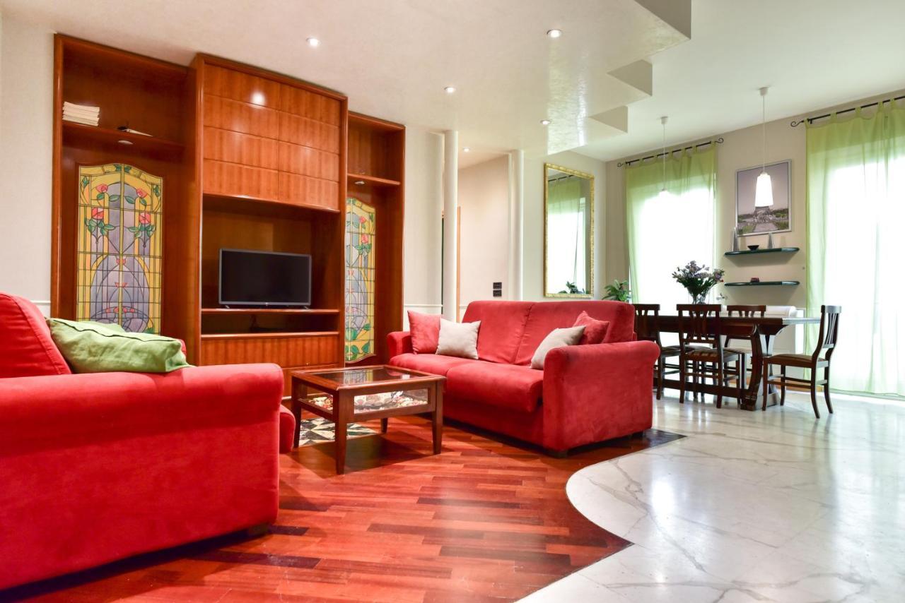 Elegant & Cozy Apartment In The Heart Of Roma Dış mekan fotoğraf